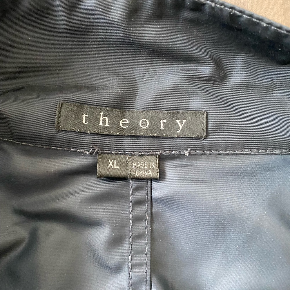 Theory black windbreaker